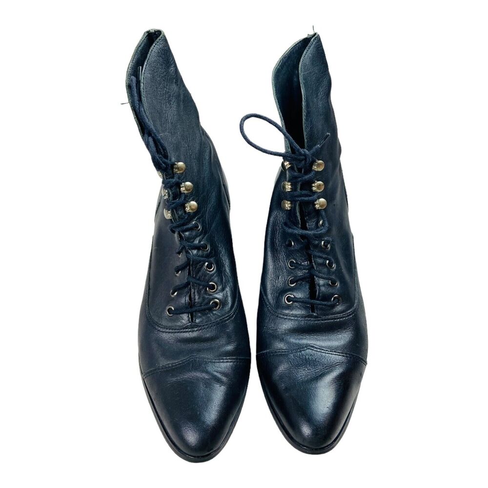 Elegant Black Leather Ankle Boots - Picture 4 of 8